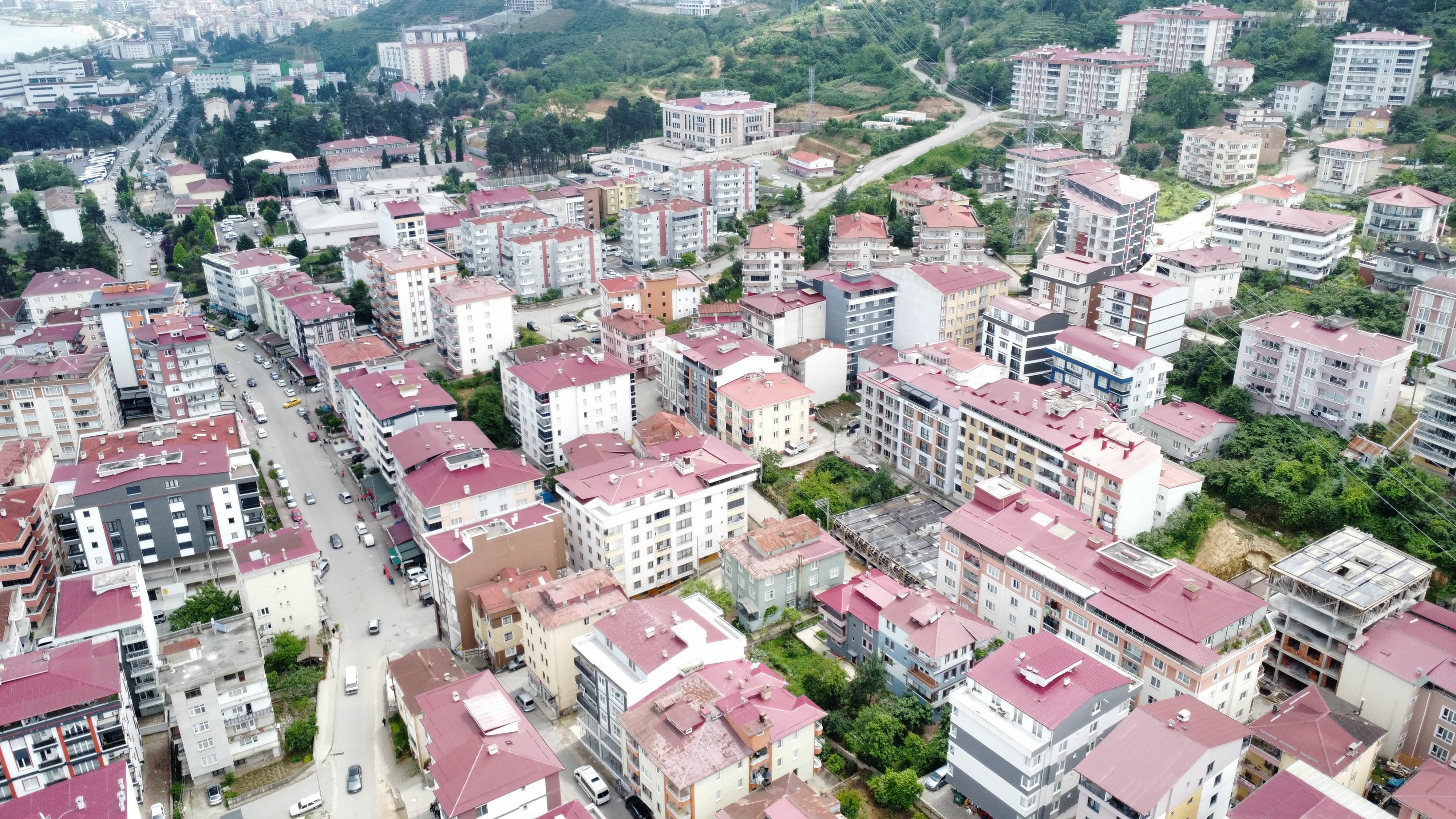 TEYYAREDÜZÜ MH. SATILIK 2+1 ARAKAT DAİRE